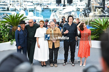 2024-05-17 - Giancarlo Esposito, Laurence Fishburne, Nathalie Emmanuel, Francis Ford Coppola, Adam Driver and Aubrey Plaza attend the 