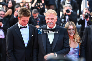 2024-05-19 - Grace Avery Costner, Kevin Costner, Cayden Wyatt Costner attend the 