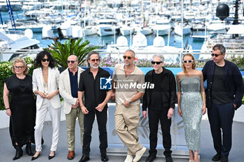 2024-05-21 - Elizabeth Saunders, Sandrine Holt, Martin Katz, Guy Pearce, Vincent Cassel, Director David Cronenberg, Diane Kruger and Said Ben Said attend the 