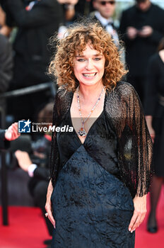 2024-05-21 - Valeria Golino (L) attends the 