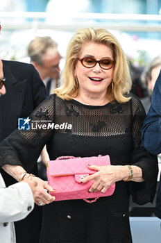 2024-05-22 - Catherine Deneuve attends the Rendez-Vous With Valeria Golino Photocall at the 77th annual Cannes Film Festival at Palais des Festivals on May 22, 2024 in Cannes, France. - 