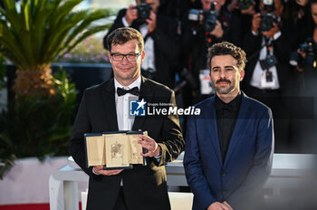 Palme D'Or Winners Photocall - The 77th Annual Cannes Film Festival - NEWS - CULTURE