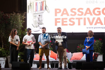 2024-06-27 - Alessandro Cattelan - ALESSANDRO CATTELAN - PASSAGGI FESTIVAL 2024 - NEWS - CULTURE