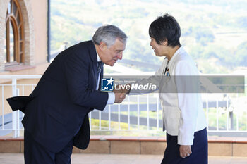 2024-07-16 - Arrival of delegations at the G7 on Trade. Antonio Tajani (Italian Minister of Foreign Affairs) welcomes Yoko Kamikawa (Japan Minister of Foreign Affairs) - MINISTERIAL MEETING ON TRADE  VILLA SAN GIOVANNI AND REGGIO CALABRIA, 16-17 JULY 2024  - NEWS - ECONOMY