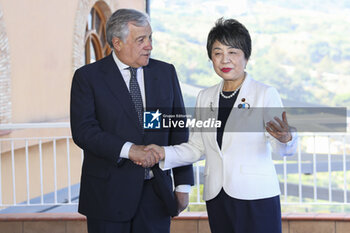 2024-07-16 - Arrival of delegations at the G7 on Trade. Antonio Tajani (Italian Minister of Foreign Affairs) welcomes Yoko Kamikawa (Japan Minister of Foreign Affairs) - MINISTERIAL MEETING ON TRADE  VILLA SAN GIOVANNI AND REGGIO CALABRIA, 16-17 JULY 2024  - NEWS - ECONOMY