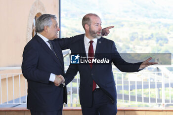 2024-07-16 - Arrival of delegations at the G7 on Trade. Antonio Tajani (Italian Minister of Foreign Affairs) welcomes Jonathan Reynolds MP (Secretary of State for Business and Trade, and President of the Board of Trade) - MINISTERIAL MEETING ON TRADE  VILLA SAN GIOVANNI AND REGGIO CALABRIA, 16-17 JULY 2024  - NEWS - ECONOMY