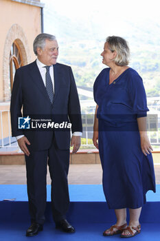 2024-07-16 - Arrival of delegations at the G7 on Trade. Antonio Tajani (Italian Minister of Foreign Affairs) welcomes Claire Cheremetinski (Assisant Director-General for Business Policy, Investment and in charge of fighting against Financial Criminality at the French Treasury) - MINISTERIAL MEETING ON TRADE  VILLA SAN GIOVANNI AND REGGIO CALABRIA, 16-17 JULY 2024  - NEWS - ECONOMY