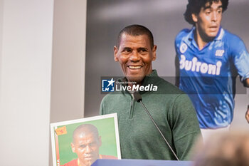 2024-01-08 - Aldair - PRESENTATION OF THE PHOTO ALBUM OF PANINI FOOTBALLERS IN SERIE A - NEWS - EVENTS