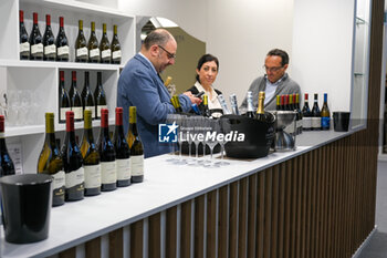 2024-04-14 - General view of exposition stand Vinitaly, at the 56th Edition of Vinitaly, Internation exposition of wine and Spirits in Verona fair on April 14, 2024 in Verona. Italy - 56TH EDITION OF VINITALY - INTERNATIONAL EXPO OF WINE AND SPIRITS - NEWS - EVENTS