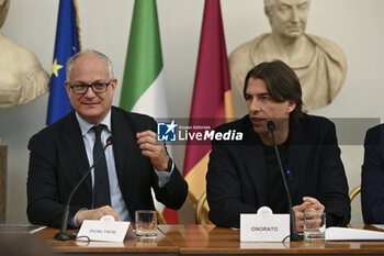 2024-04-24 - Roberto Gualtieri and Alessandro Onorato during the press conference to present the 14th edition of Rock in Roma 2024, Sala della Protomoteca, Campidoglio, 24 April 2024, Rome, Italy. - PRESS CONFERENCE ROCK IN ROMA 2024 - NEWS - EVENTS