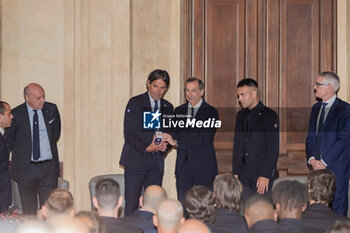 2024-05-17 - Simone Inzaghi receives the Ambrogino d'oro award - AMBROGINO D'ORO AWARDING CEREMONY TO INTER - NEWS - EVENTS