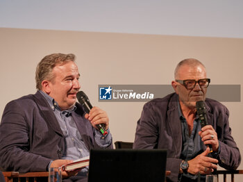 2024-06-28 - Luca Telese, Giulio Golia - GIULIO GOLIA E FRANCESCA DI STEFANO PRESENTANO IL LORO ULTIMO LIBRO 