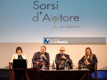 2024-06-28 - Francesca di Stefano, Luca Telese, Giulio Golia - GIULIO GOLIA E FRANCESCA DI STEFANO PRESENTANO IL LORO ULTIMO LIBRO 