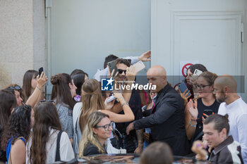 2024-09-15 - Fans waiting for Benji and Fede - WOMEN'S TIME 2024 - NEWS - EVENTS