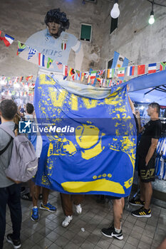 2024-10-30 - Today for Neapolitans is Diego Armando Maradona's birthday Naples. Fans tribute to Diego Armando Maradona by lighting smoke bombs and chanting chants under the mural in the Spanish quarters, if diego would still be alive today he would have celebrated his 64nd birthday. - NAPLES CELEBRATES MARADONA'S 64TH BIRTHDAY - NEWS - EVENTS