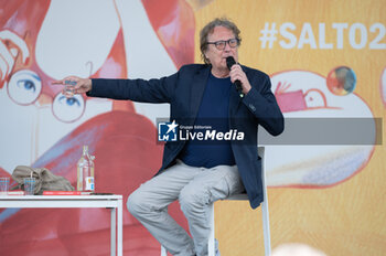 2024-05-09 - Enzo Iacchetti - SALONE DEL LIBRO 2024 - TORINO - REPORTAGE - EVENTS