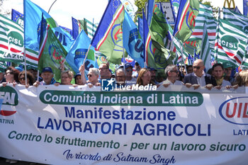 2024-06-25 - Latina, trade unions in the square with the Indian community to say no more to 'caporalato' after the death of farm labourer Satnam Singh who bled to death in a work-related accident following the severing of his arm veins. - LATINA, DEMONSTRATION AGAINST FARM LABOURERS FROM INDIA - NEWS - WORK