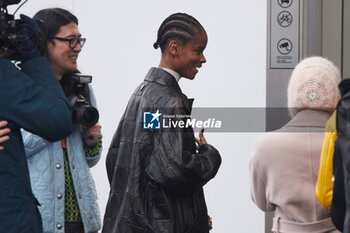 2024-02-22 - Letitia Wright is seen arriving at the Prada fashion show during the Milan Fashion Week Womenswear Fall/Winter 2024-2025 on February 22, 2024 in Milan, Italy. ©Photo: Cinzia Camela. - PRADA - FW 24-25 - CELEBRITY ARRIVALS AND STREET STYLE - NEWS - FASHION