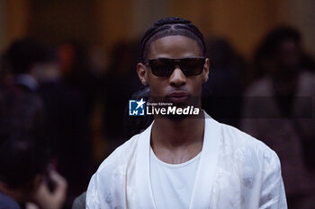 2024-06-15 - Dalen Terry leaves the Emporio Armani fashion show during the Milan Menswear Spring/Summer 2025 on June 15, 2024 in Milan, Italy. ©Photo: Cinzia Camela. - EMPORIO ARMANI - MILAN FASHION WEEK - MENSWEAR SS 25 - CELEBRITIES - NEWS - FASHION