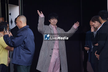 2024-06-16 - Kentaro Sakaguchi leaves the Prada fashion show during the Milan Menswear Spring/Summer 2025 on June 16, 2024 in Milan, Italy. ©Photo: Cinzia Camela. - PRADA - SS 25 - CELEBRITIES - NEWS - FASHION