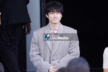 2024-06-16 - Kentaro Sakaguchi leaves the Prada fashion show during the Milan Menswear Spring/Summer 2025 on June 16, 2024 in Milan, Italy. ©Photo: Cinzia Camela. - PRADA - SS 25 - CELEBRITIES - NEWS - FASHION