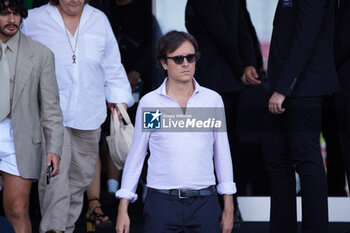 2024-06-16 - Emanuele Farneti leaves the Prada fashion show during the Milan Menswear Spring/Summer 2025 on June 16, 2024 in Milan, Italy. ©Photo: Cinzia Camela. - PRADA - SS 25 - CELEBRITIES - NEWS - FASHION