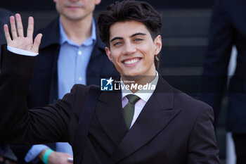 2024-06-16 - A guest leaves the Prada fashion show during the Milan Menswear Spring/Summer 2025 on June 16, 2024 in Milan, Italy. ©Photo: Cinzia Camela. - PRADA - SS 25 - CELEBRITIES - NEWS - FASHION