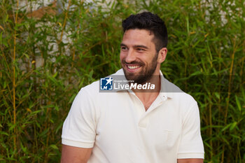 2024-06-16 - A guest is seen at the Tod's presentation during the Milan Menswear Spring/Summer 2025 on June 16, 2024 in Milan, Italy. ©Photo: Cinzia Camela. - TOD'S PRESENTATION - MILAN FASHION WEEK - MENSWEAR SS 25 - CELEBRITIES - NEWS - FASHION