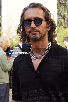 2024-06-16 - Simone Marchetti is seen at the Tod's presentation during the Milan Menswear Spring/Summer 2025 on June 16, 2024 in Milan, Italy. ©Photo: Cinzia Camela. - TOD'S PRESENTATION - MILAN FASHION WEEK - MENSWEAR SS 25 - CELEBRITIES - NEWS - FASHION