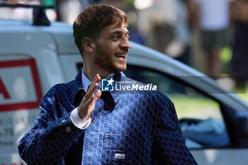 2024-06-17 - Holden is seen after the Gucci Men's Spring Summer 2025 Fashion Show during the Milan Fashion Week Menswear Spring/Summer 2025 at Triennale di Milano on June 17, 2024 in Milan, Italy. ©Photo: Cinzia Camela. - GUCCI - MEN'S SPRING SUMMER 2025 FASHION SHOW - CELEBRITIES - NEWS - FASHION