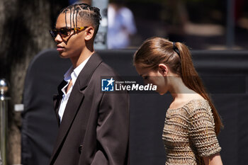 2024-06-17 - Alexandre Grimaldi and Savannah Hennessy are seen after the Gucci Men's Spring Summer 2025 Fashion Show during the Milan Fashion Week Menswear Spring/Summer 2025 at Triennale di Milano on June 17, 2024 in Milan, Italy. ©Photo: Cinzia Camela. - GUCCI - MEN'S SPRING SUMMER 2025 FASHION SHOW - CELEBRITIES - NEWS - FASHION