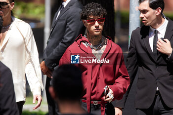 2024-06-17 - Tony Effe leaves the Gucci Men's Spring Summer 2025 Fashion Show during the Milan Fashion Week Menswear Spring/Summer 2025 at Triennale di Milano on June 17, 2024 in Milan, Italy. ©Photo: Cinzia Camela. - GUCCI - MEN'S SPRING SUMMER 2025 FASHION SHOW - CELEBRITIES - NEWS - FASHION