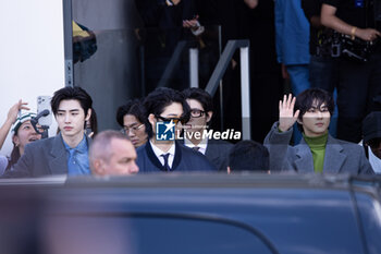 2024-09-19 - Park Sung-hoon, Niki, Jake and Jungwon arrive at the Prada fashion show during the Milan Womenswear Spring/Summer 2025 on September 19, 2024 in Milan, Italy. ©Photo: Cinzia Camela. - PRADA - ARRIVALS - MILAN FASHION WEEK - WOMENSWEAR SPRING/SUMMER 2025 - NEWS - FASHION