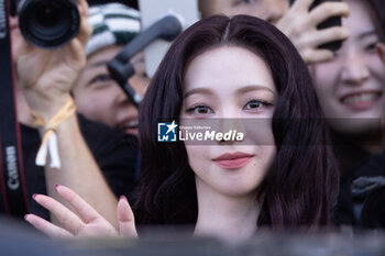 2024-09-19 - Karina arrives at the Prada fashion show during the Milan Womenswear Spring/Summer 2025 on September 19, 2024 in Milan, Italy. ©Photo: Cinzia Camela. - PRADA - ARRIVALS - MILAN FASHION WEEK - WOMENSWEAR SPRING/SUMMER 2025 - NEWS - FASHION