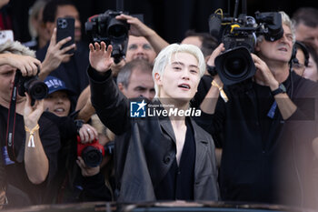 2024-09-19 - Jaehyun arrives at the Prada fashion show during the Milan Womenswear Spring/Summer 2025 on September 19, 2024 in Milan, Italy. ©Photo: Cinzia Camela. - PRADA - ARRIVALS - MILAN FASHION WEEK - WOMENSWEAR SPRING/SUMMER 2025 - NEWS - FASHION