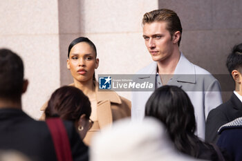 2024-09-20 - Nara Smith and Lucky Blue Smith leaves the Gucci Women's Spring Summer 2025 Fashion Show during the Milan Fashion Week Womenswear Spring/Summer 2025 at Triennale di Milano on September 20, 2024 in Milan, Italy. ©Photo: Cinzia Camela - GUCCI - ARRIVALS - WOMEN'S SPRING SUMMER 2025 FASHION SHOW  - NEWS - FASHION