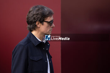 2024-09-20 - Emanuele Farneti leaves the Gucci Women's Spring Summer 2025 Fashion Show during the Milan Fashion Week Womenswear Spring/Summer 2025 at Triennale di Milano on September 20, 2024 in Milan, Italy. ©Photo: Cinzia Camela - GUCCI - ARRIVALS - WOMEN'S SPRING SUMMER 2025 FASHION SHOW  - NEWS - FASHION