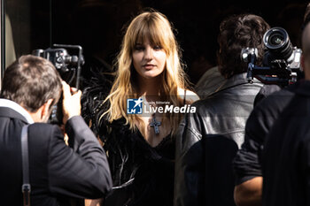 2024-09-21 - Victoria De Angelis arrives at the Dolce & Gabbana fashion show during the Milan Womenswear Spring/Summer 2025 on September 21, 2024 in Milan, Italy. ©Photo: Cinzia Camela. - DOLCE & GABBANA - ARRIVALS - MILAN FASHION WEEK - WOMENSWEAR SPRING/SUMMER 2025 - NEWS - FASHION