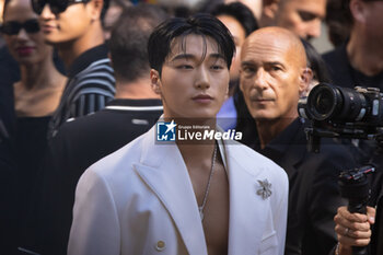 2024-09-21 - Choi San arrives at the Dolce & Gabbana fashion show during the Milan Womenswear Spring/Summer 2025 on September 21, 2024 in Milan, Italy. ©Photo: Cinzia Camela. - DOLCE & GABBANA - ARRIVALS - MILAN FASHION WEEK - WOMENSWEAR SPRING/SUMMER 2025 - NEWS - FASHION