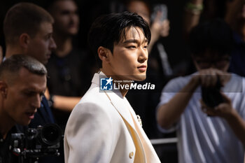 2024-09-21 - Choi San arrives at the Dolce & Gabbana fashion show during the Milan Womenswear Spring/Summer 2025 on September 21, 2024 in Milan, Italy. ©Photo: Cinzia Camela. - DOLCE & GABBANA - ARRIVALS - MILAN FASHION WEEK - WOMENSWEAR SPRING/SUMMER 2025 - NEWS - FASHION