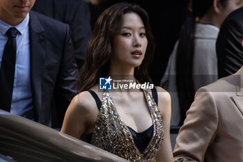 2024-09-21 - Jookyung arrives at the Dolce & Gabbana fashion show during the Milan Womenswear Spring/Summer 2025 on September 21, 2024 in Milan, Italy. ©Photo: Cinzia Camela. - DOLCE & GABBANA - ARRIVALS - MILAN FASHION WEEK - WOMENSWEAR SPRING/SUMMER 2025 - NEWS - FASHION