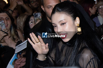 2024-09-21 - Yeji is seen departing the Dolce & Gabbana after party on September 21, 2024, in Milan, Italy. ©Photo: Cinzia Camela. - DOLCE & GABBANA AFTER PARTY AT MARTINI BAR - NEWS - FASHION