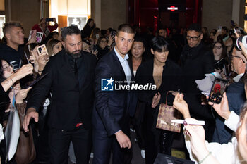 2024-09-21 - Choi San is seen departing the Dolce & Gabbana after party on September 21, 2024, in Milan, Italy. ©Photo: Cinzia Camela. - DOLCE & GABBANA AFTER PARTY AT MARTINI BAR - NEWS - FASHION