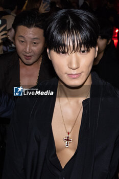 2024-09-21 - Choi San is seen departing the Dolce & Gabbana after party on September 21, 2024, in Milan, Italy. ©Photo: Cinzia Camela. - DOLCE & GABBANA AFTER PARTY AT MARTINI BAR - NEWS - FASHION