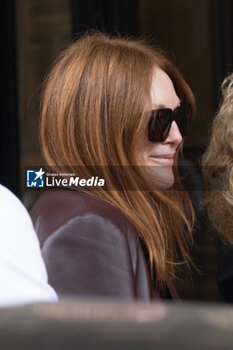 2024-09-22 - Julianne Moore is seen during the Milan Fashion Week - Womenswear Spring/Summer 2025 on September 22, 2024 in Milan, Italy. ©Photo: Cinzia Camela. - CELEBRITY SIGHTINGS - MILAN FASHION WEEK - WOMENSWEAR SPRING/SUMMER 2025 - NEWS - FASHION