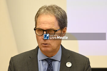 2024-01-04 - Carlo Bartoli (President of the Journalists' Association) during the press conference of the Prime Minister Giorgia Meloni, 4 January 2023, in the Chamber of Parliamentary Groups, Rome, Italy. - CONFERENZA STAMPA GIORGIA MELONI - NEWS - POLITICS
