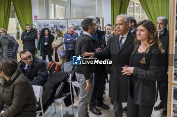 2024-01-12 - Matteo Piantedosi, Minister of the Interior of the Italian government, at the concluding seminar on 'Rights and needs of crime victims', promoted by the Polis Foundation, in the library dedicated to Annalisa Durante, an innocent victim of the Camorra, in the Forcella district, Naples. - MATTEO PIANTEDOSI IN NAPLES - NEWS - POLITICS