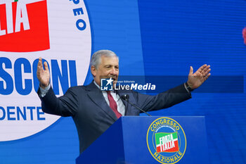 Antonio Tajani is elected secretary of the Forza Italia party - NEWS - POLITICS