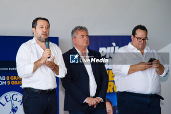 2024-05-30 - Matteo Salvini Filippo Mancuso and Claudio Durigon at Catanzaro European elections rally - MATTEO SALVINI EUROPEAN ELECTIONS RALLY AT CATANZARO - NEWS - POLITICS