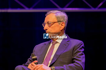 2024-09-12 - Mario Draghi President of the European Central Bank on the stage of Tempo Donne 2024 at the Triennale - MARIO DRAGHI GUEST AND INTERVIEW AT THE TIME OF WOMEN 2024 IN TRIENNALE - NEWS - POLITICS